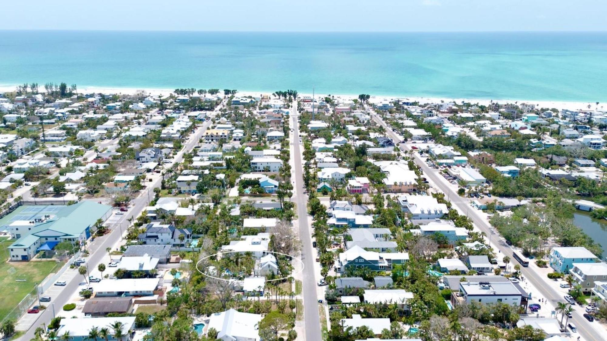 Blue Pearl Villa Anna Maria Exterior photo