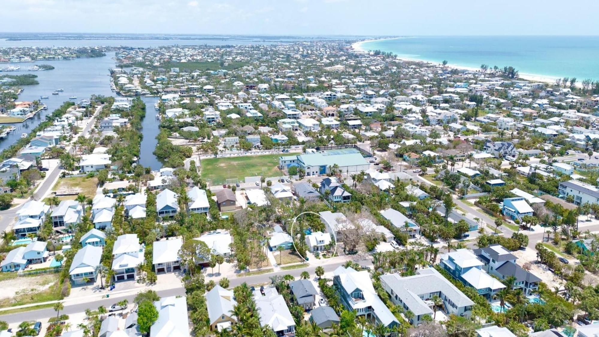 Blue Pearl Villa Anna Maria Exterior photo