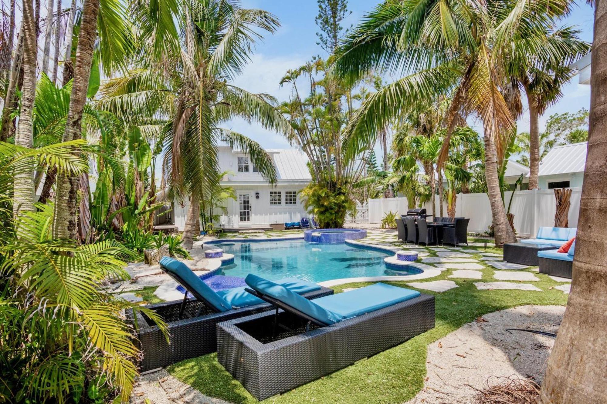 Blue Pearl Villa Anna Maria Exterior photo