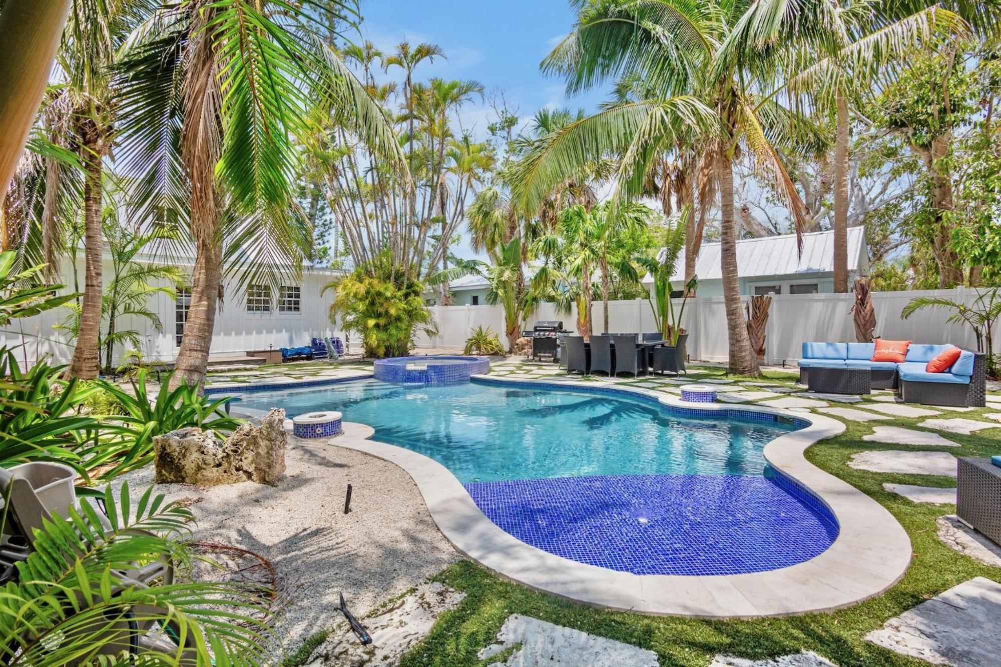 Blue Pearl Villa Anna Maria Exterior photo